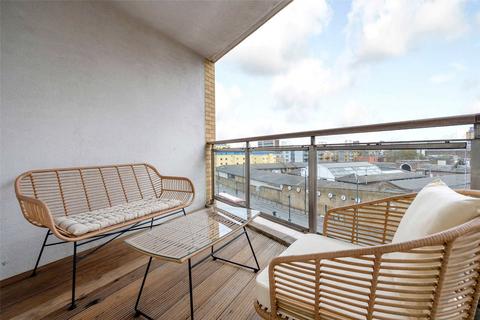 1 bedroom flat to rent, Circus Apartments, Canary Riverside, Westferry Circus, London