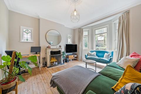 2 bedroom flat for sale, Knollys Road, Streatham
