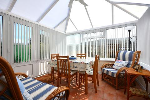 58 Glan Y Mor, Fairbourne, LL38 2LQ