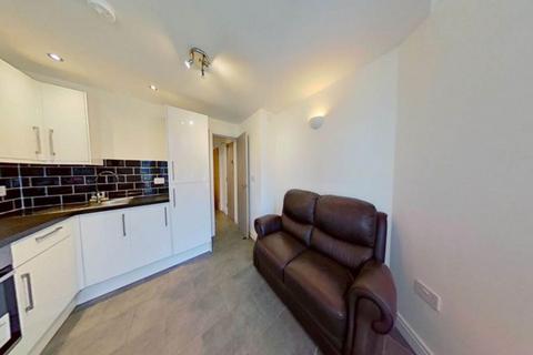 1 bedroom flat to rent, Connaught Road, Cardiff