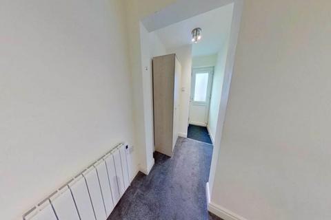 1 bedroom flat to rent, Connaught Road, Cardiff