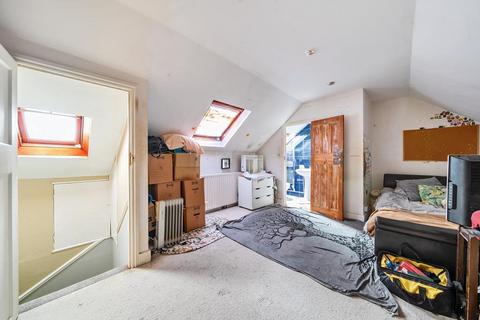 4 bedroom terraced house for sale, All Souls Avenue,  London,  NW10
