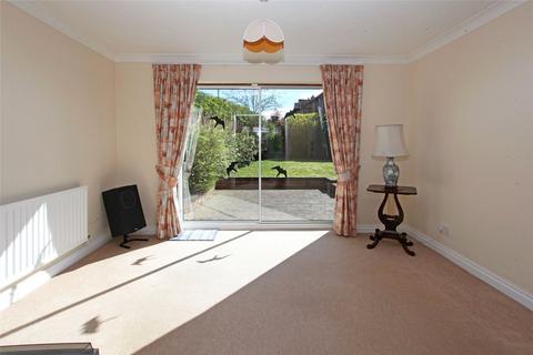 31 Glovers Way, Telford, TF5 0PF