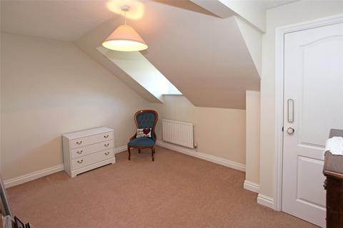 31 Glovers Way, Telford, TF5 0PF