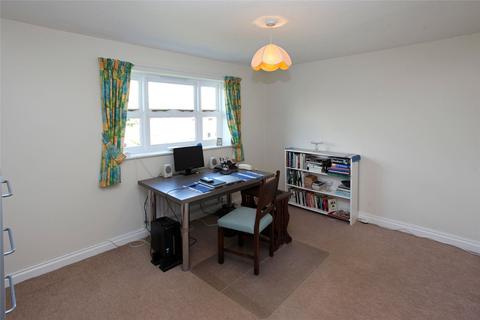 31 Glovers Way, Telford, TF5 0PF