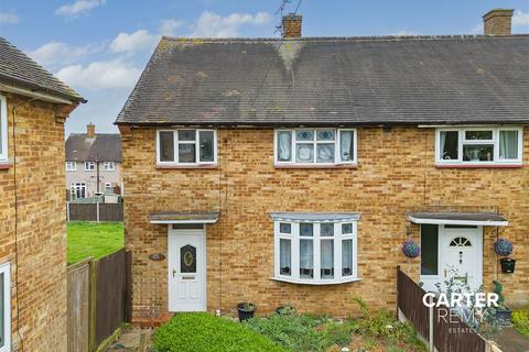 3 bedroom end of terrace house for sale, Penzance Gardens, Romford, RM3