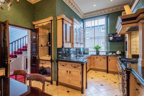 5 bedroom terraced house for sale, Gloucester Gate, Regent's Park, London, NW1