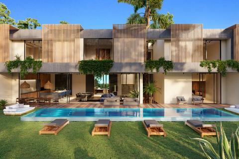 4 bedroom villa, Golf Frontline Villa