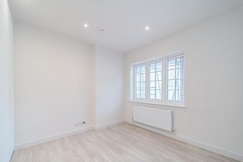 2 bedroom flat to rent, Burleigh Way, Enfield, EN2
