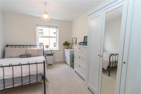 2 bedroom flat for sale, London Road, St. Albans, Hertfordshire