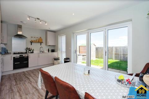 3 bedroom semi-detached house for sale, Celandine Way, East Sussex, BN9