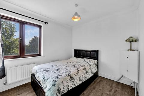 48 Davis Way, Sidcup, DA14 5JR