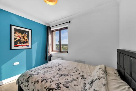 48 Davis Way, Sidcup, DA14 5JR