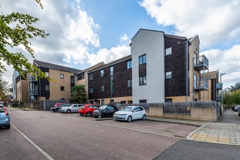 48 Davis Way, Sidcup, DA14 5JR