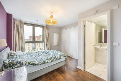 2 bedroom flat for sale, Carronade Court, Eden Grove, Holloway, London