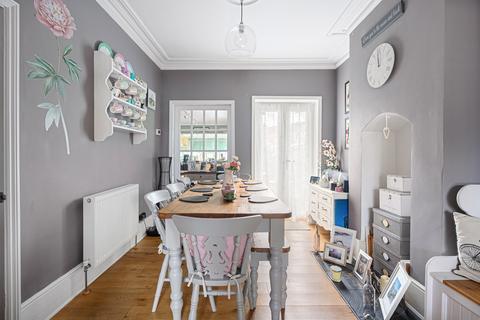 76 Singlewell Road, Gravesend, DA11 7PT