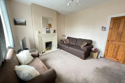 3 bedroom terraced house for sale, Green Road, Penistone, S36