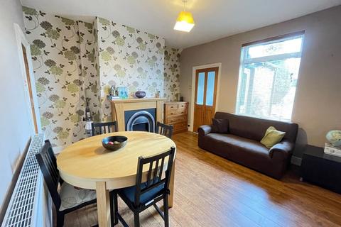 3 bedroom terraced house for sale, Green Road, Penistone, S36