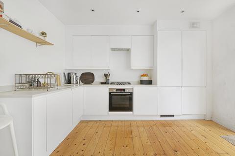 2 bedroom flat to rent, Blackstock Road, Highbury, Islington, London