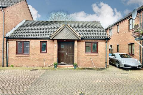 7 Admirals Croft, Hull, HU1 2DR