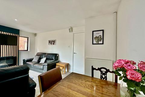 7 Admirals Croft, Hull, HU1 2DR