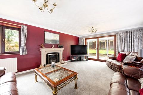 5 bedroom detached house for sale, Lister Drive, West Hunsbury, Northamptonshire, NN4