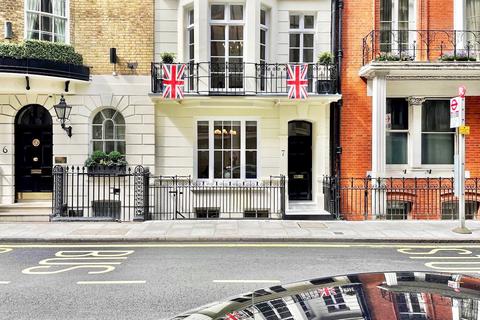 Office to rent, Stratton Street, London W1J