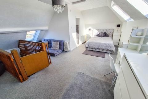 4 bedroom detached bungalow for sale, Longacre Lane, Selsey