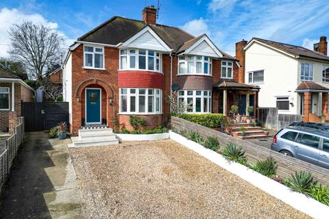 310 Henley Road, Caversham, Reading, RG4 6LS