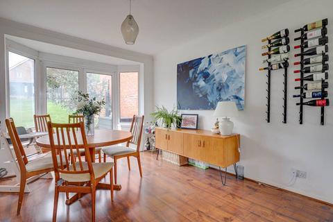 310 Henley Road, Caversham, Reading, RG4 6LS