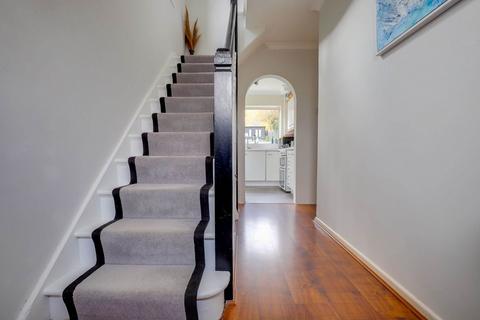 310 Henley Road, Caversham, Reading, RG4 6LS