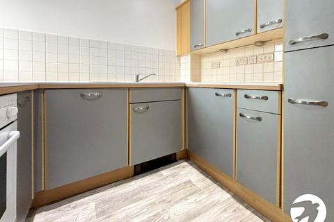 2 bedroom flat to rent, Griffin Court, Gillingham, Kent, ME7