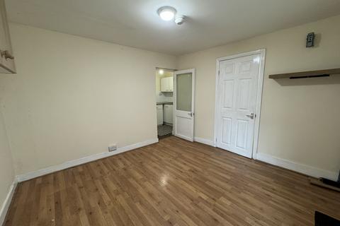 1 bedroom flat for sale, 142 Katherine Road, London E6