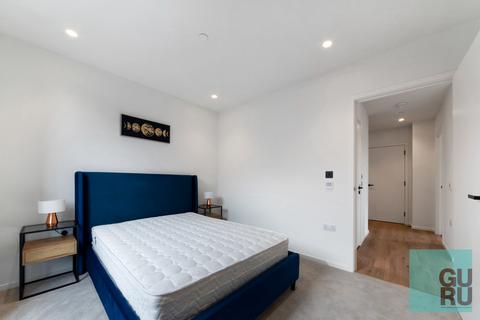 2 bedroom apartment to rent, Poplar Riverside, London, E14