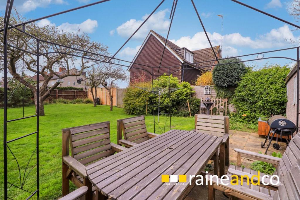 Cecil Crescent, Hatfield 4 bed bungalow for sale £485,000