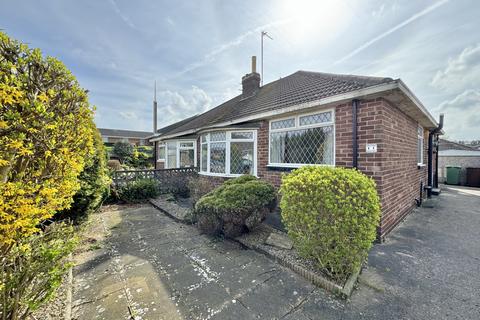 2 bedroom bungalow for sale, Kennerleigh Walk, Whitkirk