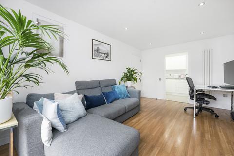 2 bedroom apartment for sale, Hoxton Square, London, N1