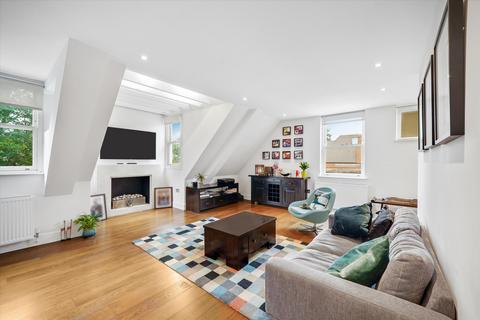 3 bedroom flat for sale - Netherhall Gardens, London, NW3