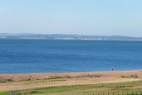 2 bedroom flat for sale, Seafront, Hayling Island