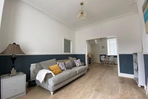 2 bedroom end of terrace house to rent, Southport PR8