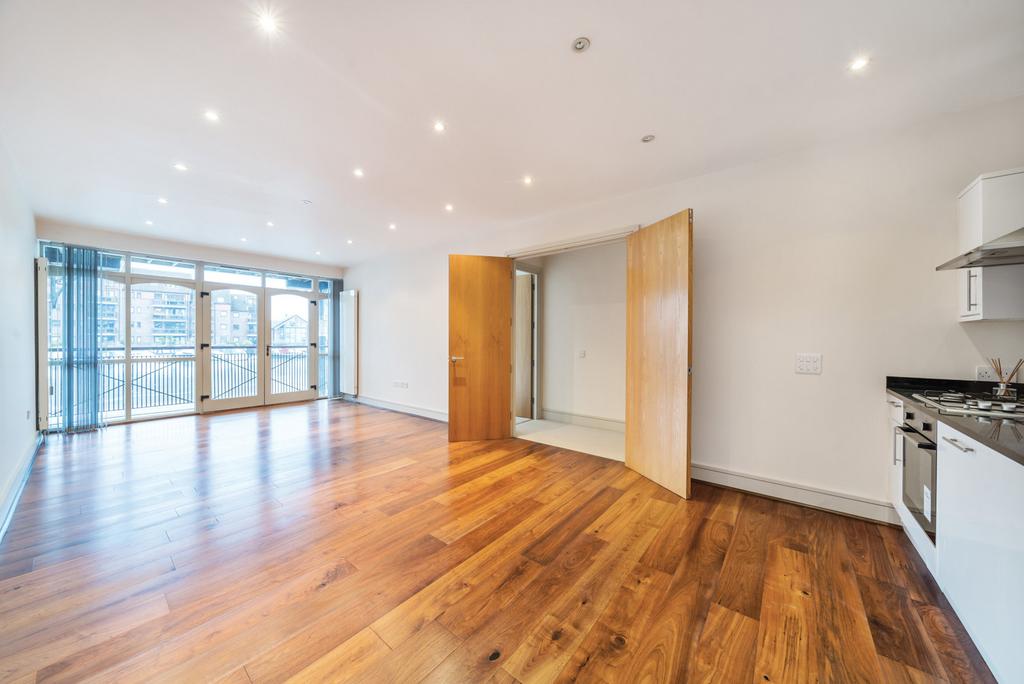 Sitting Room/Kitchen