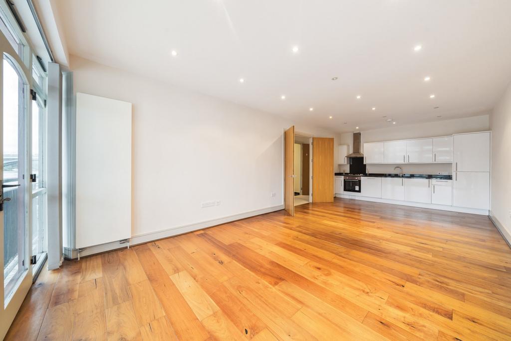 Sitting Room/Kitchen