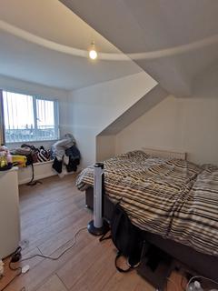2 bedroom maisonette to rent, Carlton Terrace, Mount Pleasant, Swansea