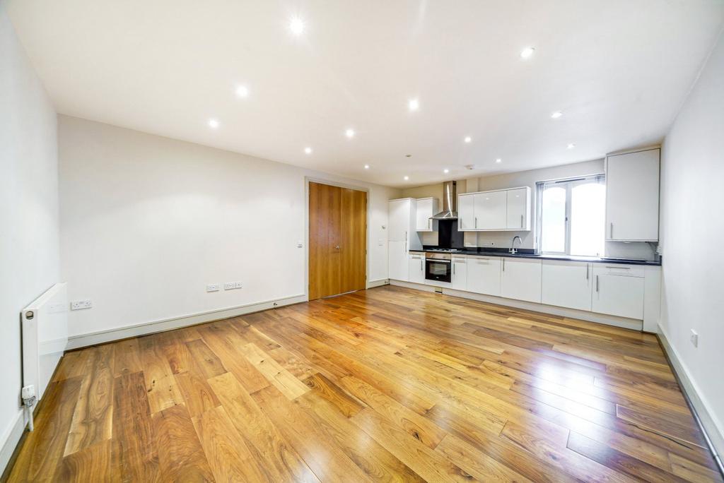 Sitting Room/Kitchen