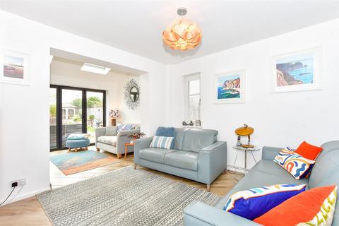 14 Elm Drive, Bognor Regis, PO22 6JE