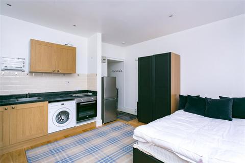 Studio to rent, Mount Ephraim Lane, London SW16