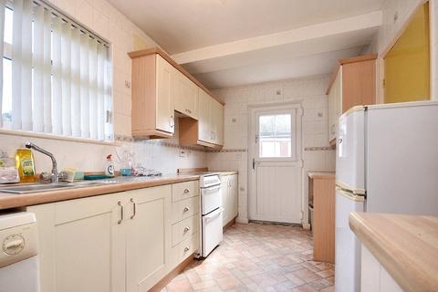 2 bedroom semi-detached house for sale, Woodhouse Road, Wakefield, West Yorkshire