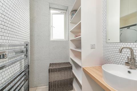 4 bedroom end of terrace house for sale, Willes Road, London