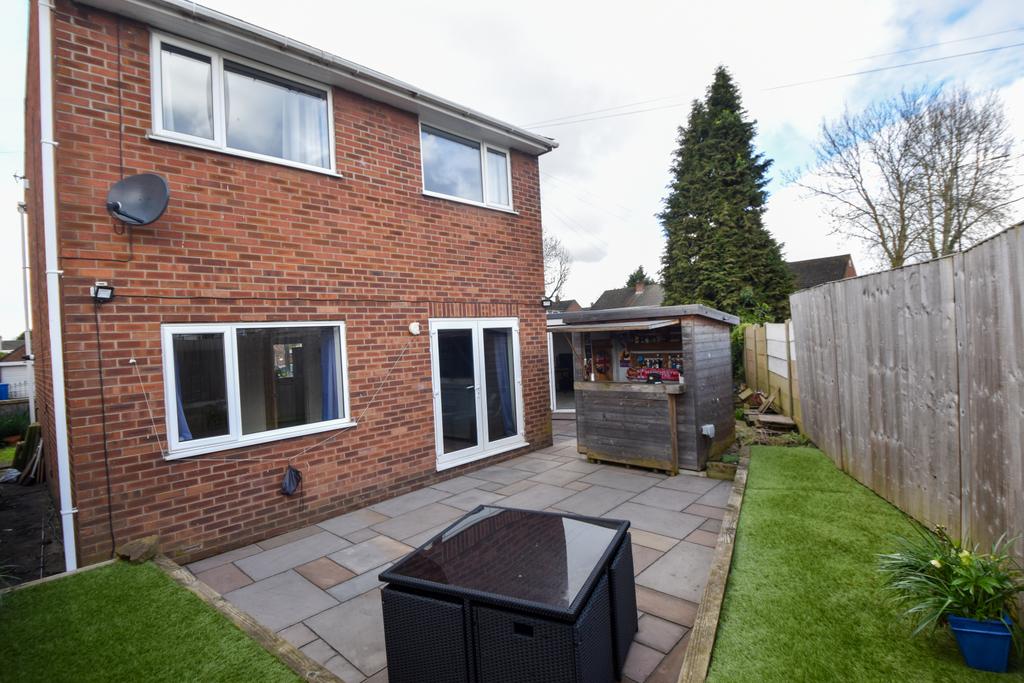 Carmichael Close, Partington, M31 3 bed detached house for sale £275,000
