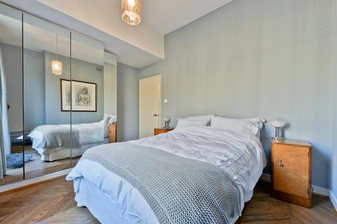 1 bedroom flat for sale, St Stephens Avenue, London, W12
